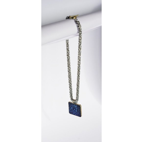 Handmade Flower Pendant Necklace - Picture 3 of 3